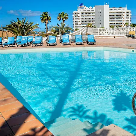 Apartment Stylish With Ocean View And Pool, Ponderosa, 322 *