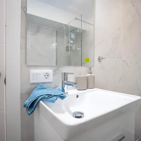 Stylish With Ocean View And Pool, Ponderosa, 322 Apartment